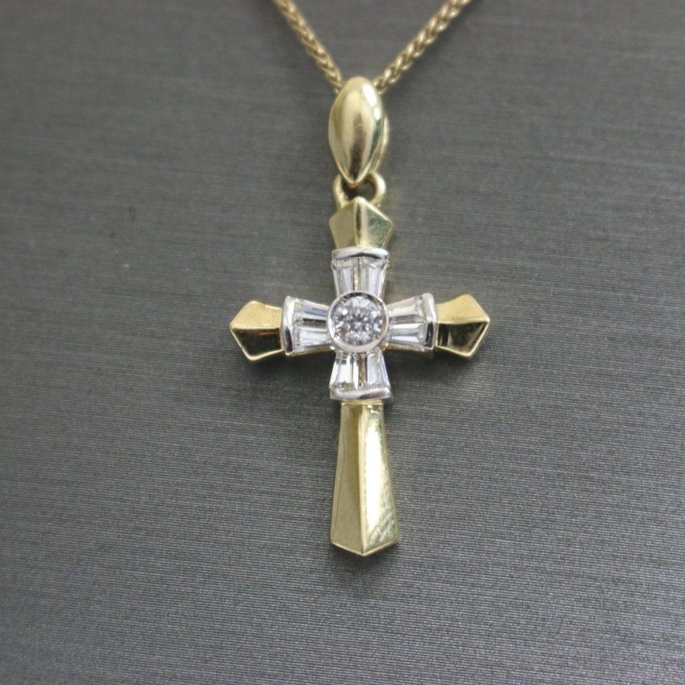 14kt White Sapphire Cross Pendant with 14kt Hollow Wheat Chain
